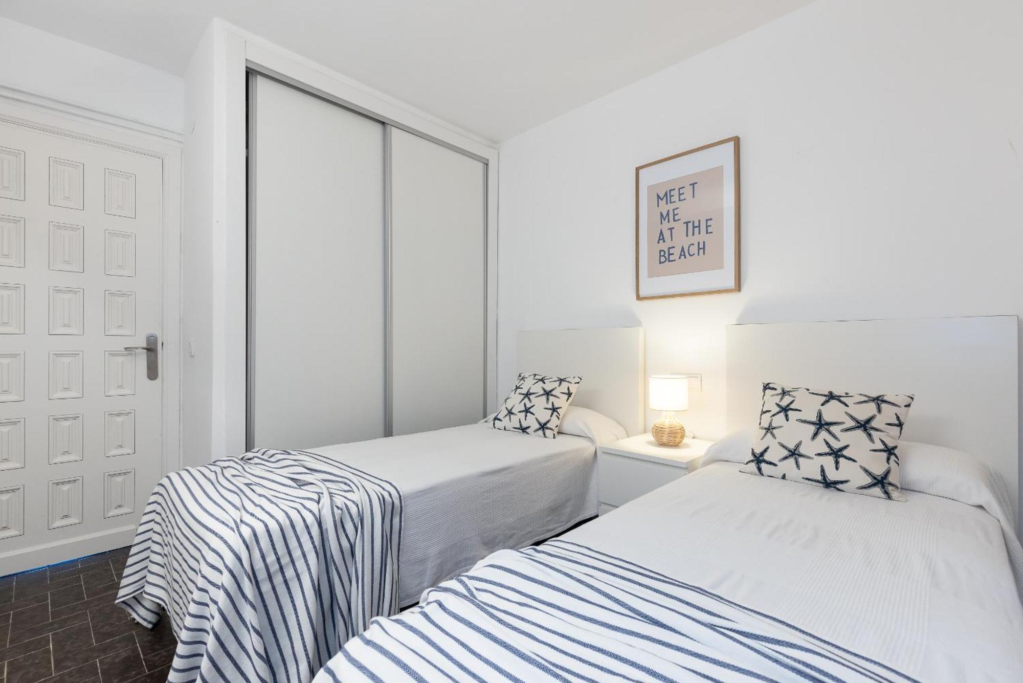Uhc Dms Family Apartments Cambrils Cameră foto